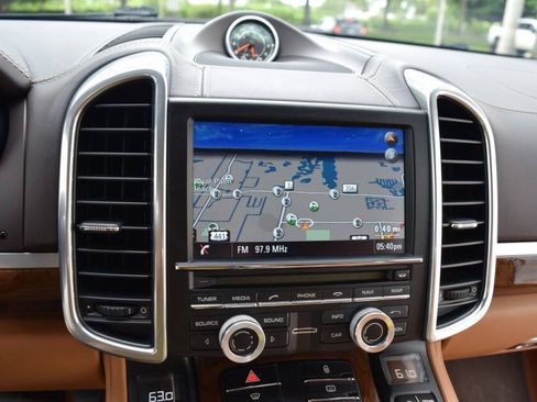 Used 2013 Porsche Cayenne Diesel AWD/4WD image 61