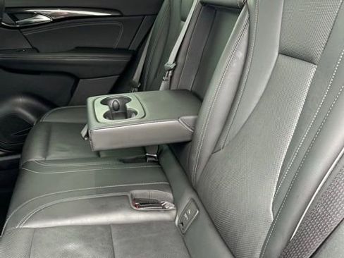 Used 2022 Buick Envision Essence w/ Technology Package I image 36