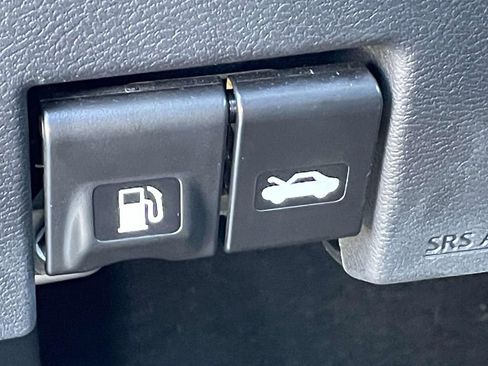 Used 2025 Nissan Kicks Play S image 16