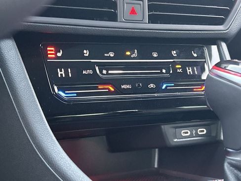 New 2026 Volkswagen Jetta GLI Autobahn FWD image 24