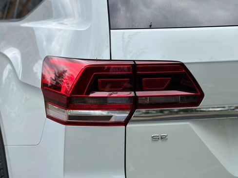 Used 2018 Volkswagen Atlas SE AWD/4WD image 11