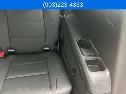 Used 2025 Mercedes-Benz GLS 450 4MATIC image 41