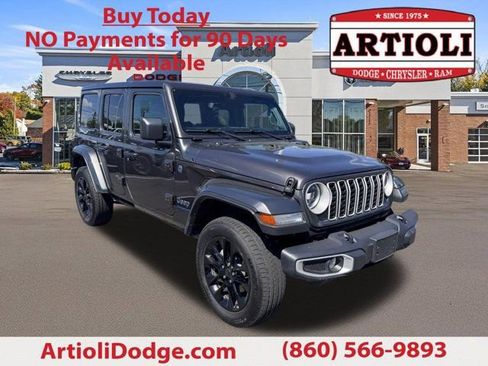 Certified 2025 Jeep Wrangler Unlimited Sahara w/ Safety Group AWD/4WD image 1