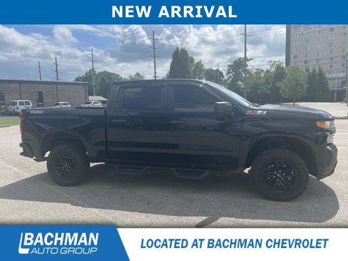 Used 2022 Chevrolet Silverado 1500 Custom Trail Boss AWD/4WD image 6