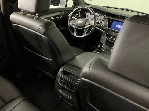Used 2020 Cadillac XT5 Luxury image 26