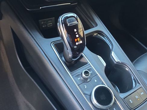 Used 2023 Cadillac XT4 Sport w/ Technology Package image 15