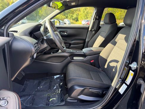 Used 2024 Honda HR-V Sport image 10