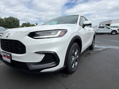 New 2026 Honda HR-V LX image 9