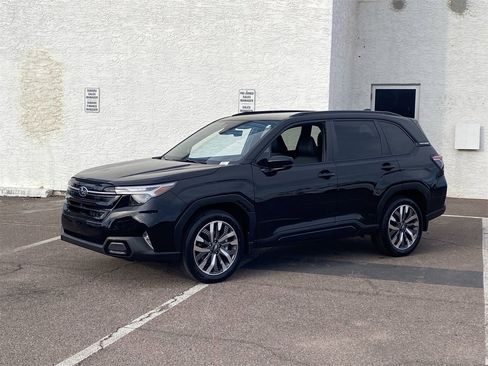 New 2025 Subaru Forester Touring image 3