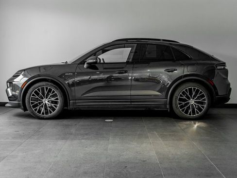 Certified 2024 Porsche Macan 4 Electric image 2