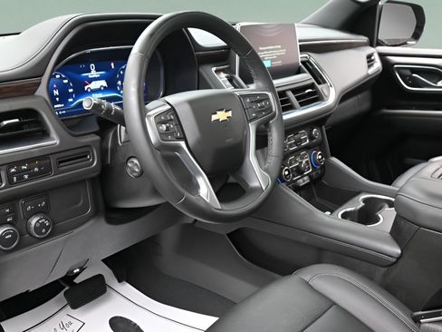 Used 2023 Chevrolet Tahoe LT w/ Luxury Package AWD/4WD image 39