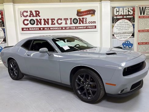 Used 2021 Dodge Challenger SXT w/ Blacktop Package RWD image 4