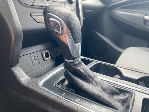 Used 2018 Ford Escape SE FWD image 24