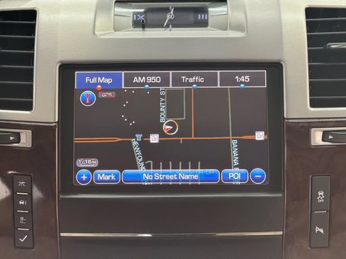 Used 2013 Cadillac Escalade Luxury AWD/4WD image 20