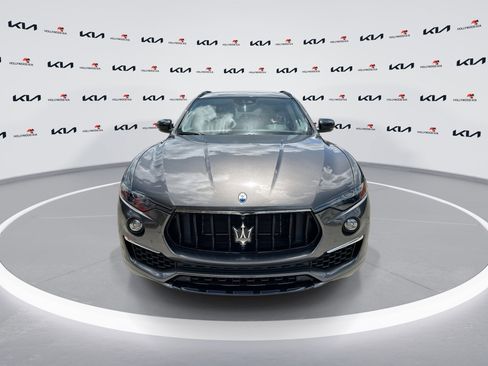 Used 2022 Maserati Levante GT image 3