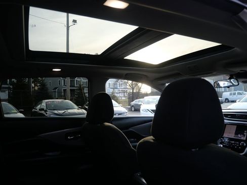 Used 2020 Nissan Murano SV image 26