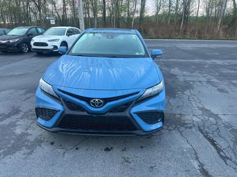 Used 2023 Toyota Camry SE w/ Cold Weather Package image 2
