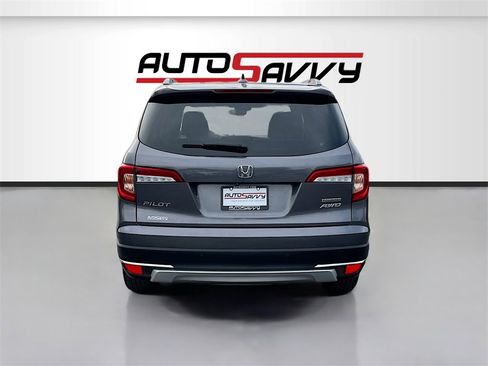 Used 2021 Honda Pilot Touring image 6