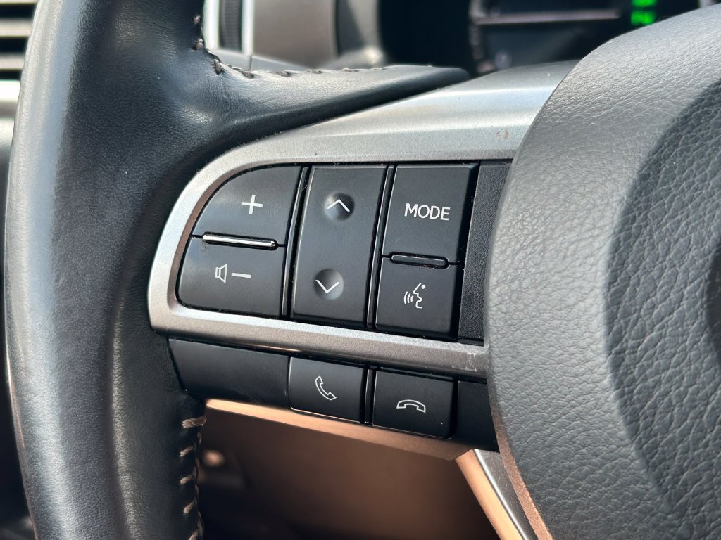 Used 2023 Lexus GX 460 AWD/4WD image 40