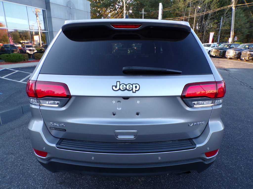 Used 2021 Jeep Grand Cherokee Laredo X AWD/4WD image 7