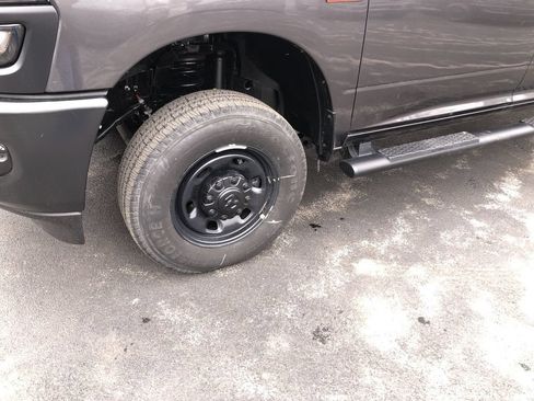 New 2026 RAM 2500 Tradesman AWD/4WD image 10