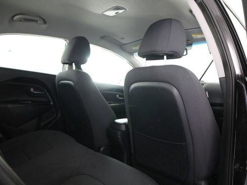Used 2013 Kia Rio EX w/ Convenience Pkg FWD image 43