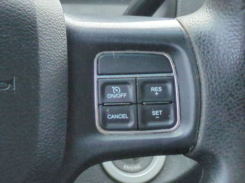 Used 2014 RAM 2500 SLT AWD/4WD image 23