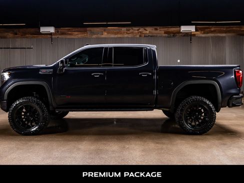 Used 2022 GMC Sierra 1500 AT4 w/ AT4 Premium Package AWD/4WD image 6