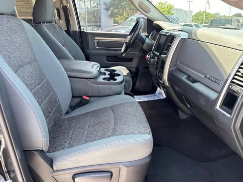 Used 2016 RAM 1500 Big Horn RWD image 29