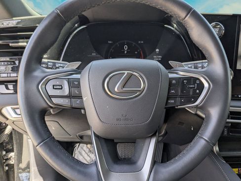 Used 2025 Lexus RX 350 FWD w/ Technology Package image 9