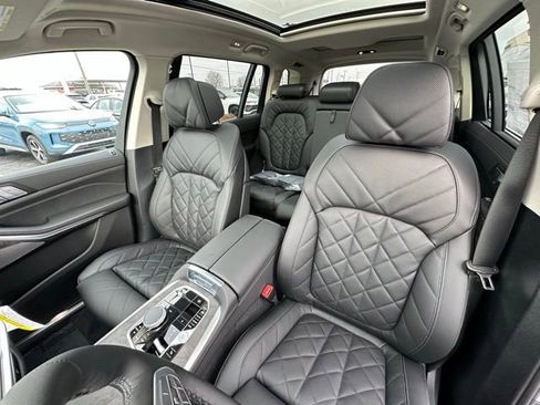 New 2026 BMW X7 xDrive40i image 25