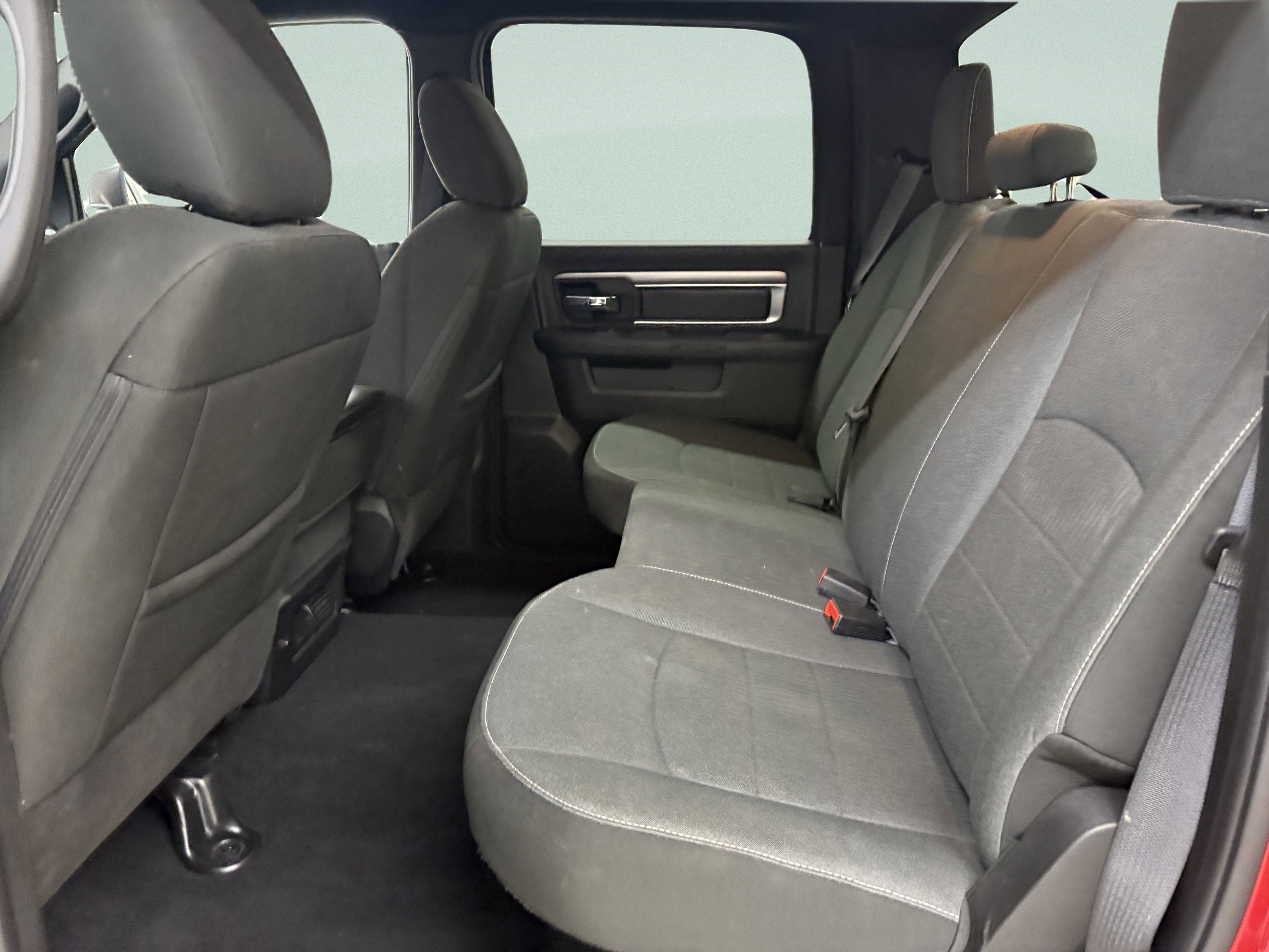 Used 2024 RAM 1500 Warlock RWD image 12