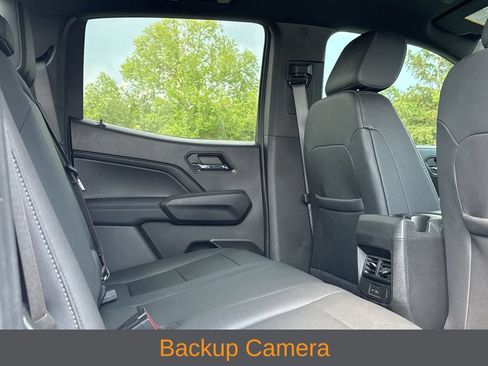 Used 2024 Chevrolet Colorado LT w/ LT Convenience Package III RWD image 5