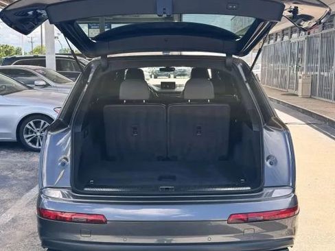 Used 2018 Audi Q7 3.0T Prestige w/ Prestige Package AWD/4WD image 26
