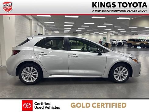 Certified 2026 Toyota Corolla SE FWD image 9