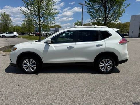 Used 2016 Nissan Rogue SV w/ SV Premium Package AWD/4WD image 7