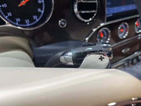 Used 2019 Bentley Mulsanne image 45
