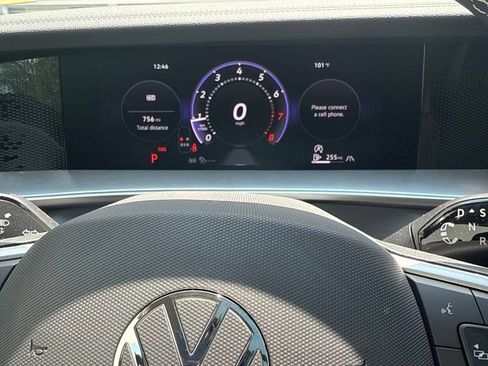 Used 2026 Volkswagen Tiguan SE AWD/4WD image 13