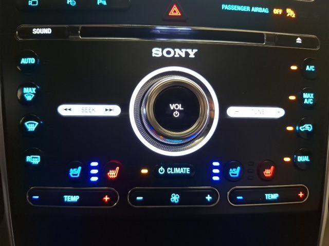 Used 2018 Ford Explorer Limited w/ Equipment Group 301A FWD image 33