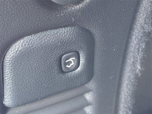 Used 2019 Dodge Durango GT image 15