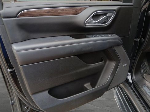 Used 2022 Chevrolet Tahoe LT w/ LT Signature Package image 38