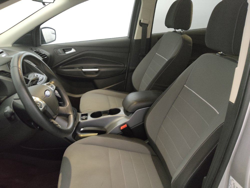 Used 2015 Ford Escape SE w/ Equipment Group 201A AWD/4WD image 17