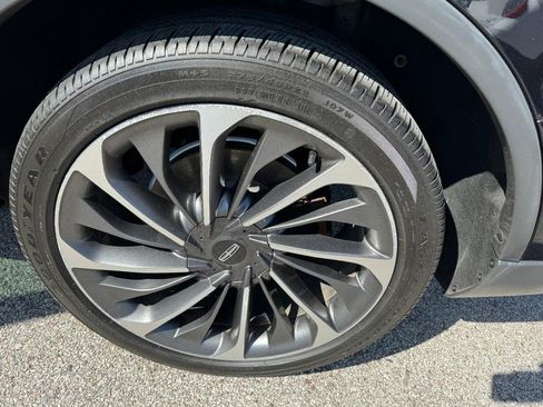 Used 2020 Lincoln Aviator Reserve w/ Equipment Group 202A image 27