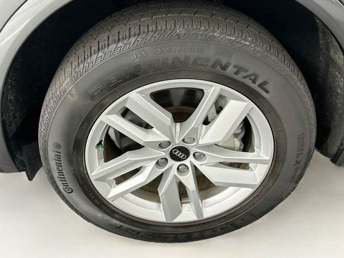 Used 2023 Audi Q5 2.0T Premium w/ Convenience Package AWD/4WD image 11