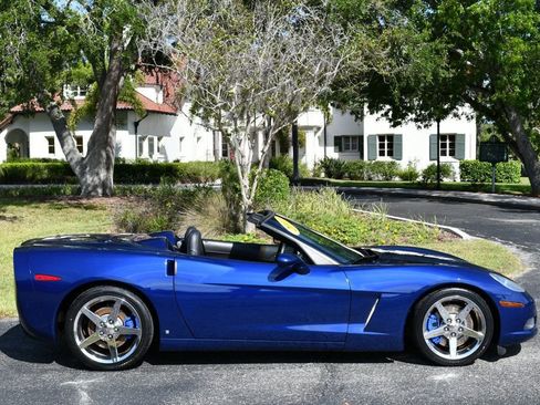 Used 2007 Chevrolet Corvette Convertible w/ Preferred Equipment Group RWD image 7