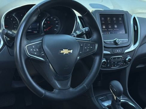 Used 2024 Chevrolet Equinox LT AWD/4WD image 17