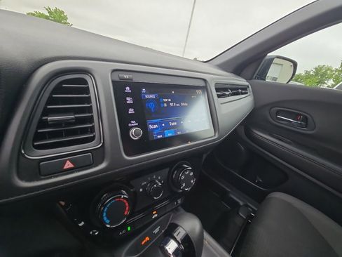 Certified 2021 Honda HR-V Sport image 20