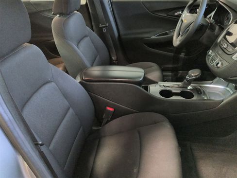Used 2024 Chevrolet Malibu LT image 22