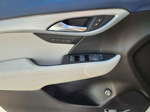 New 2026 Buick Envision Avenir image 15