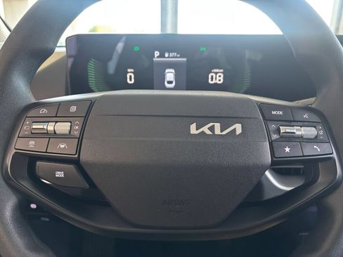 Used 2025 Kia K4 FWD image 27